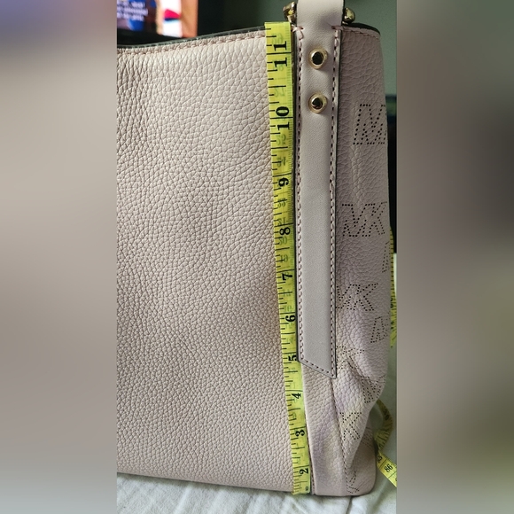 Michael korrs purse - Picture 14 of 16